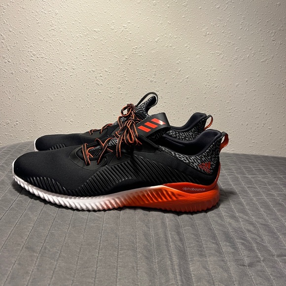 Adidas Alpha Bounce Motion Capture Running Shoe - Picture 3 of 6